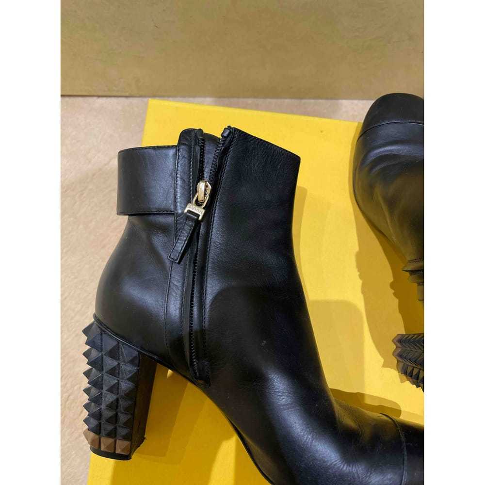 Fendi Leather buckled boots - image 7