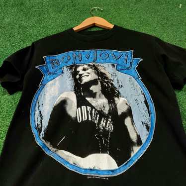 Vintage 1989 Bon Jovi Rocks The Earth Tour T Shirt ne… - Gem