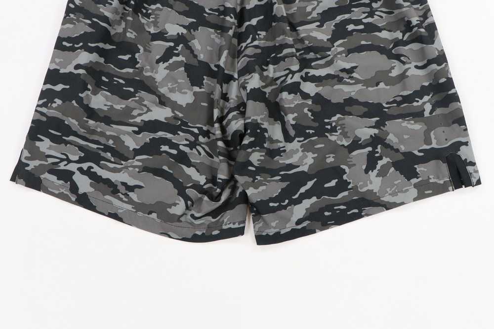 Nike Nike Dri-Fit 10" Vented Camouflage Running G… - image 8