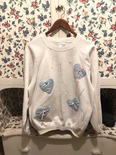 Hanes × Vintage Vintage 90s Heart Crewneck