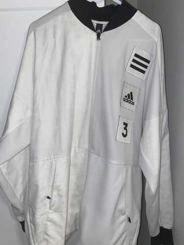 TT Adidas Nigo Color white black Size fit L P 71 L 55 Very Good condition  Warna pekat Karet rip kuat No minus Price ask WA…