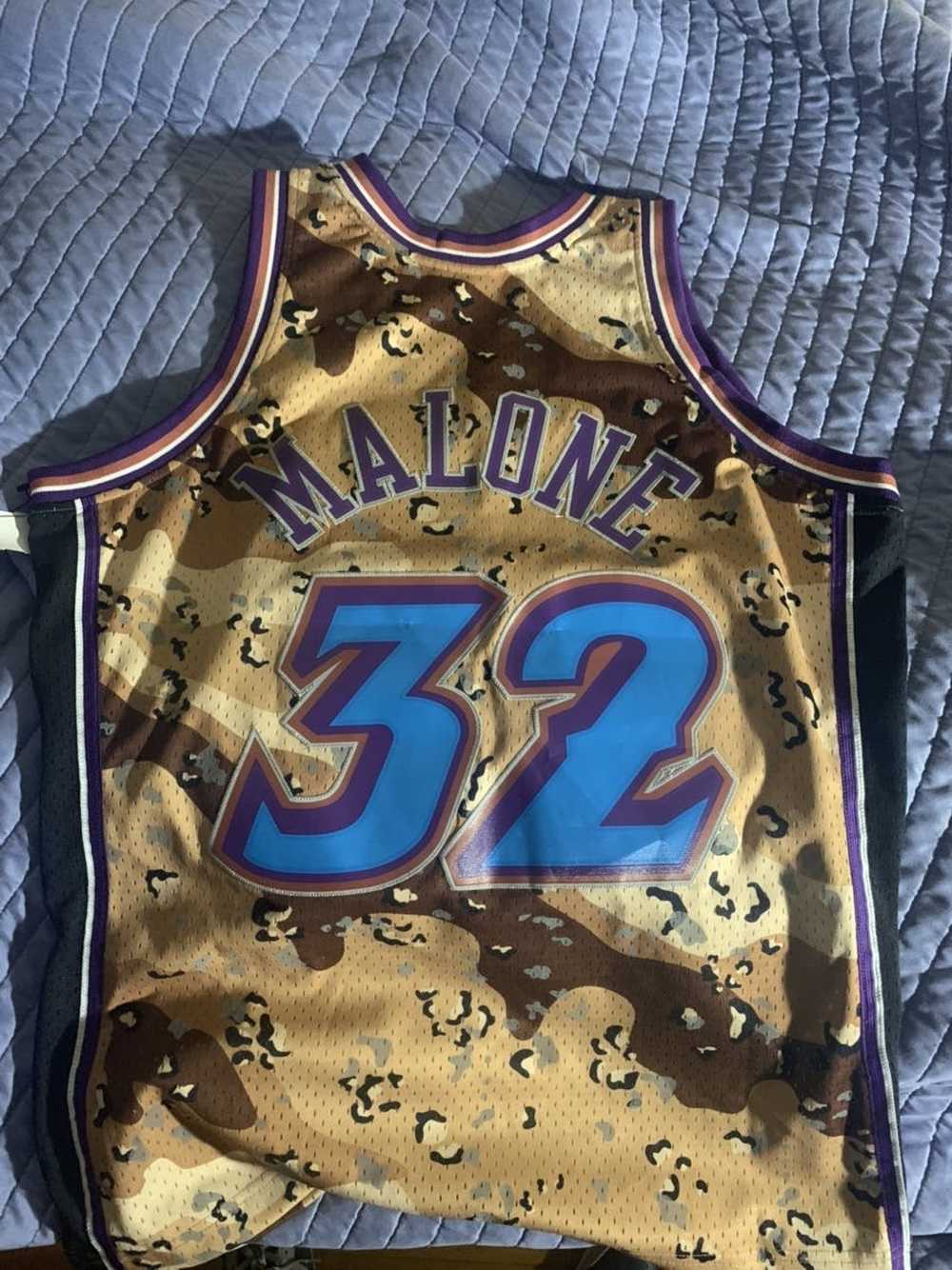 Mitchell & Ness VINTAGE Karl Malone Jazz Camo Jer… - image 2