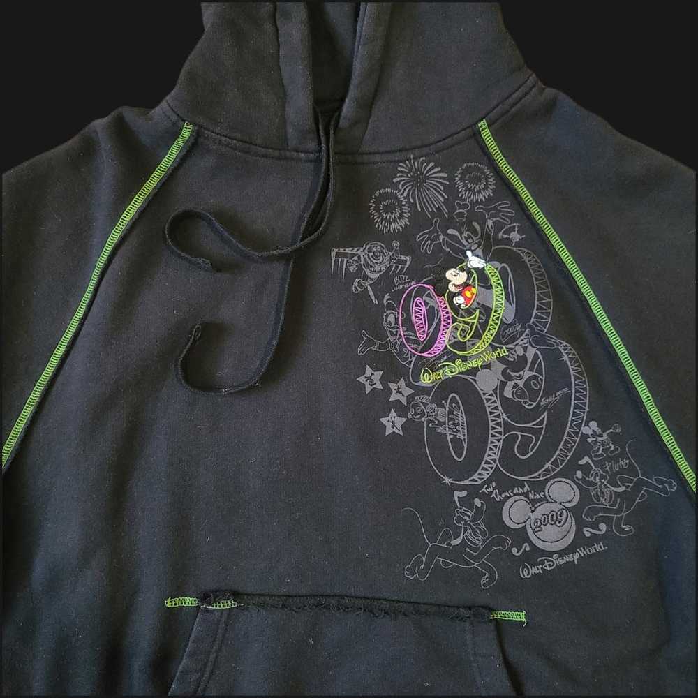 Disney × Vintage Vtg disney embroidered hoodie to… - image 6