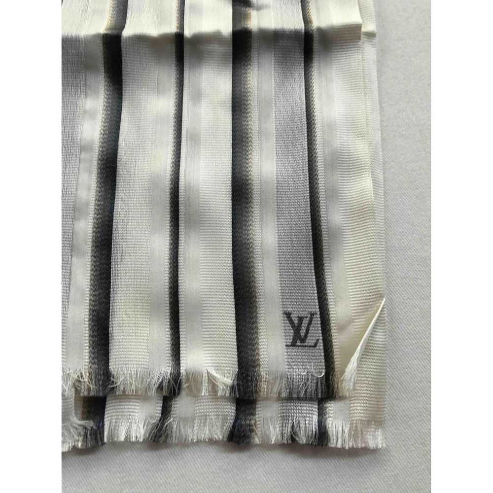 Louis Vuitton Silk scarf & pocket square - image 4