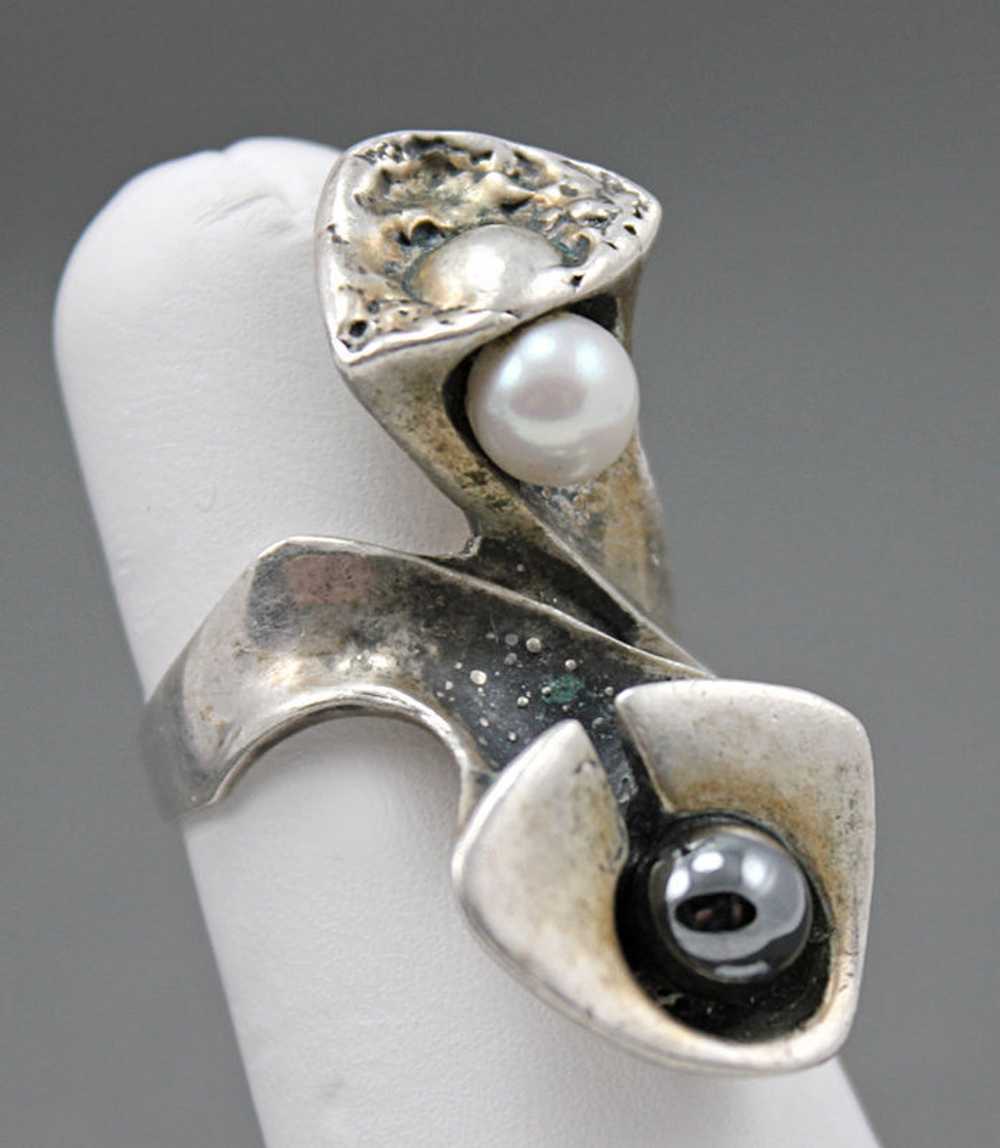 Modernist Artisan Sterling Ring - Pearl and Hemat… - image 2