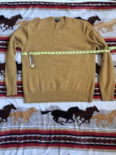 Uniqlo Cashmere sweater