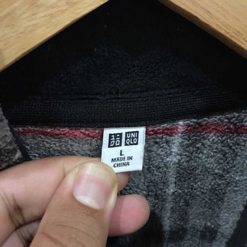 Uniqlo Uniqlo Tartan Design Pullover Jacket Sweat… - image 4