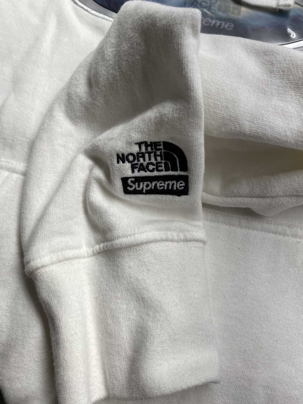 Supreme Supreme x The North Face Lenticular Mount… - image 5