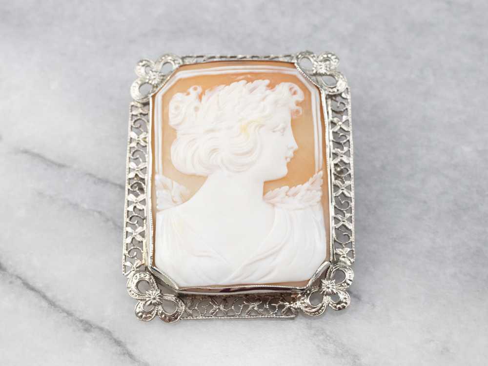 Beautiful Large Floral Cameo Brooch - image 2