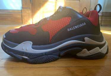 Balenciaga Balenciaga Triple S Sneakers - image 1