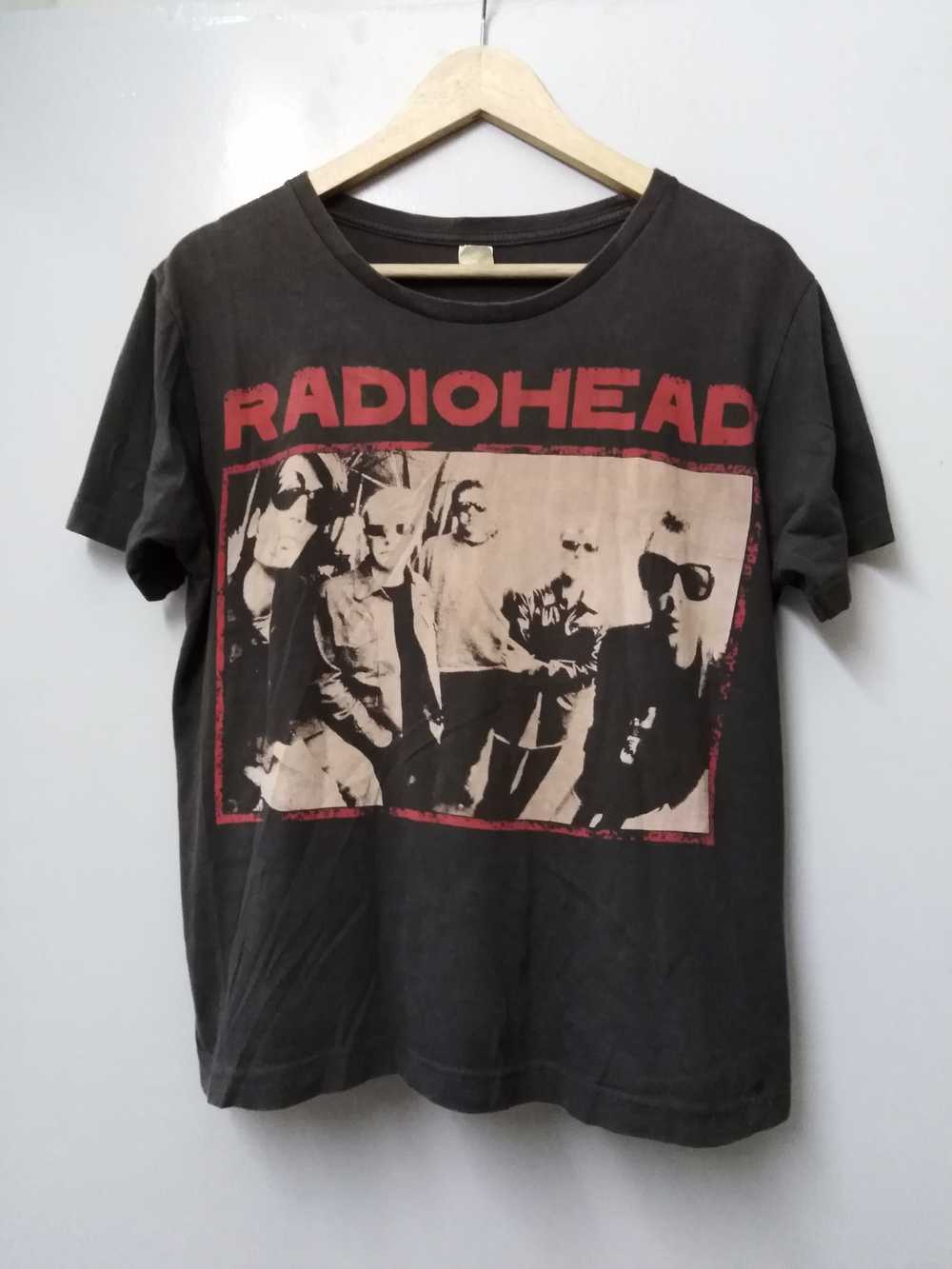 Band Tees Vintage Radiohead tshirt, size medium - image 1