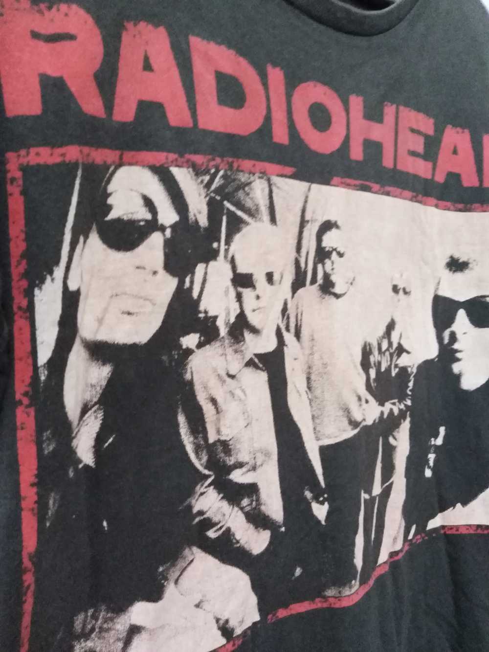 Band Tees Vintage Radiohead tshirt, size medium - image 2