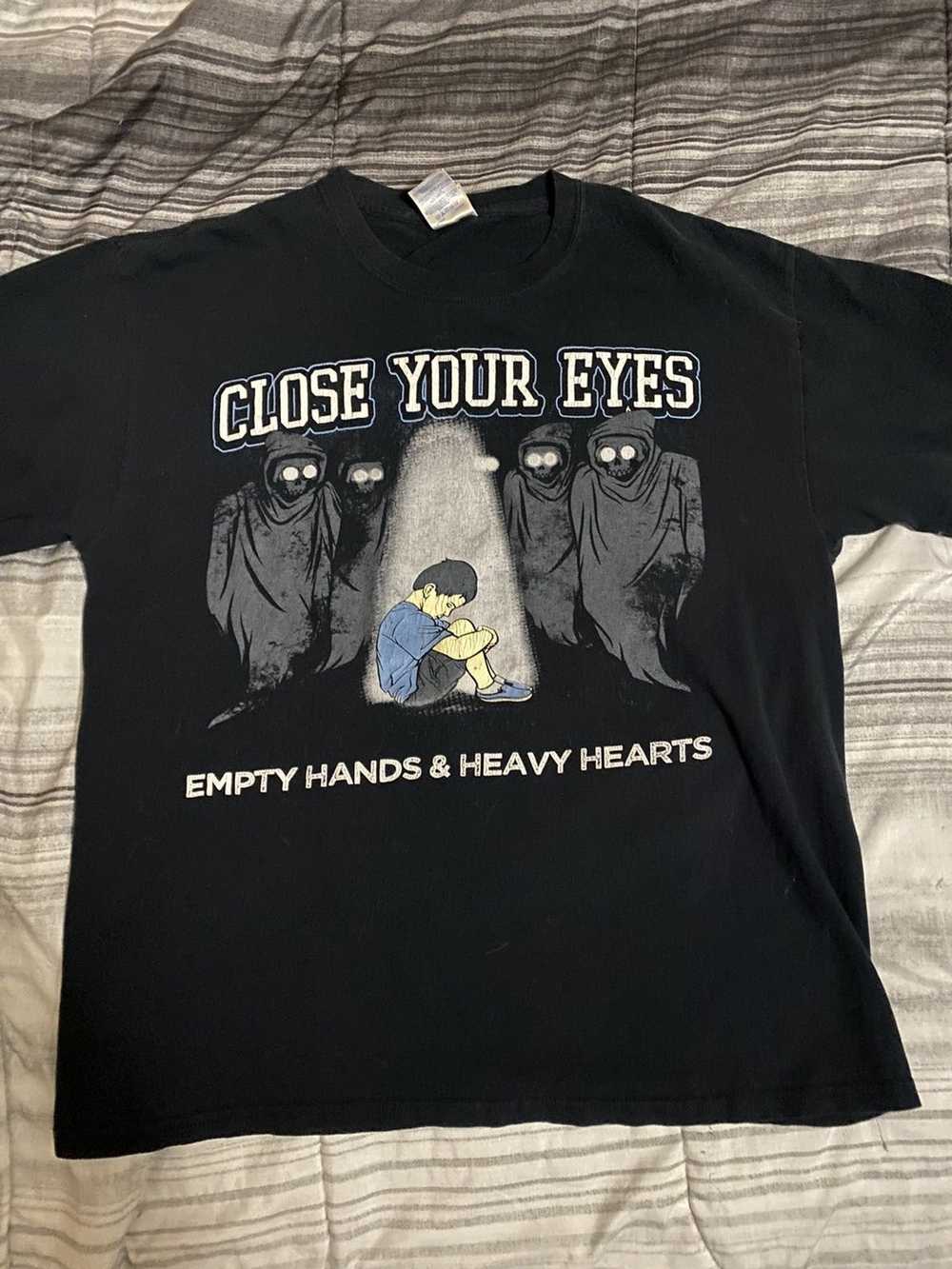 Vintage Close your eyes tee - image 1