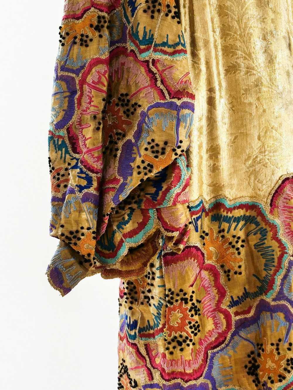 1920's Gold Lame Opera Coat with Floral Embroidery - image 5