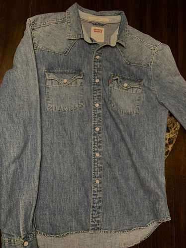 Levi's Vintage Levi’s Denim Button Up Shirt L - image 1