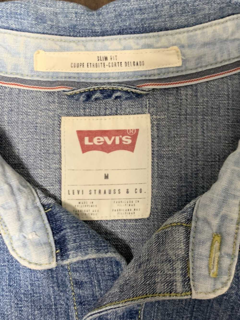 Levi's Vintage Levi’s Denim Button Up Shirt L - image 4