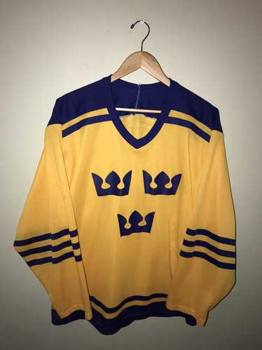 Vintage Vintage 80’s Sweden National CCM Hockey Je