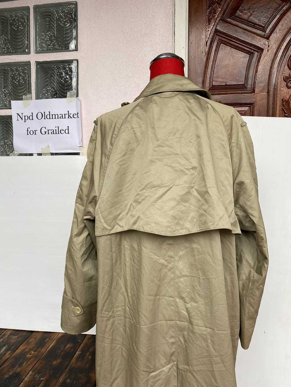 Burberry RARE VINTAGE BURBERRY TRENCH COAT - image 10