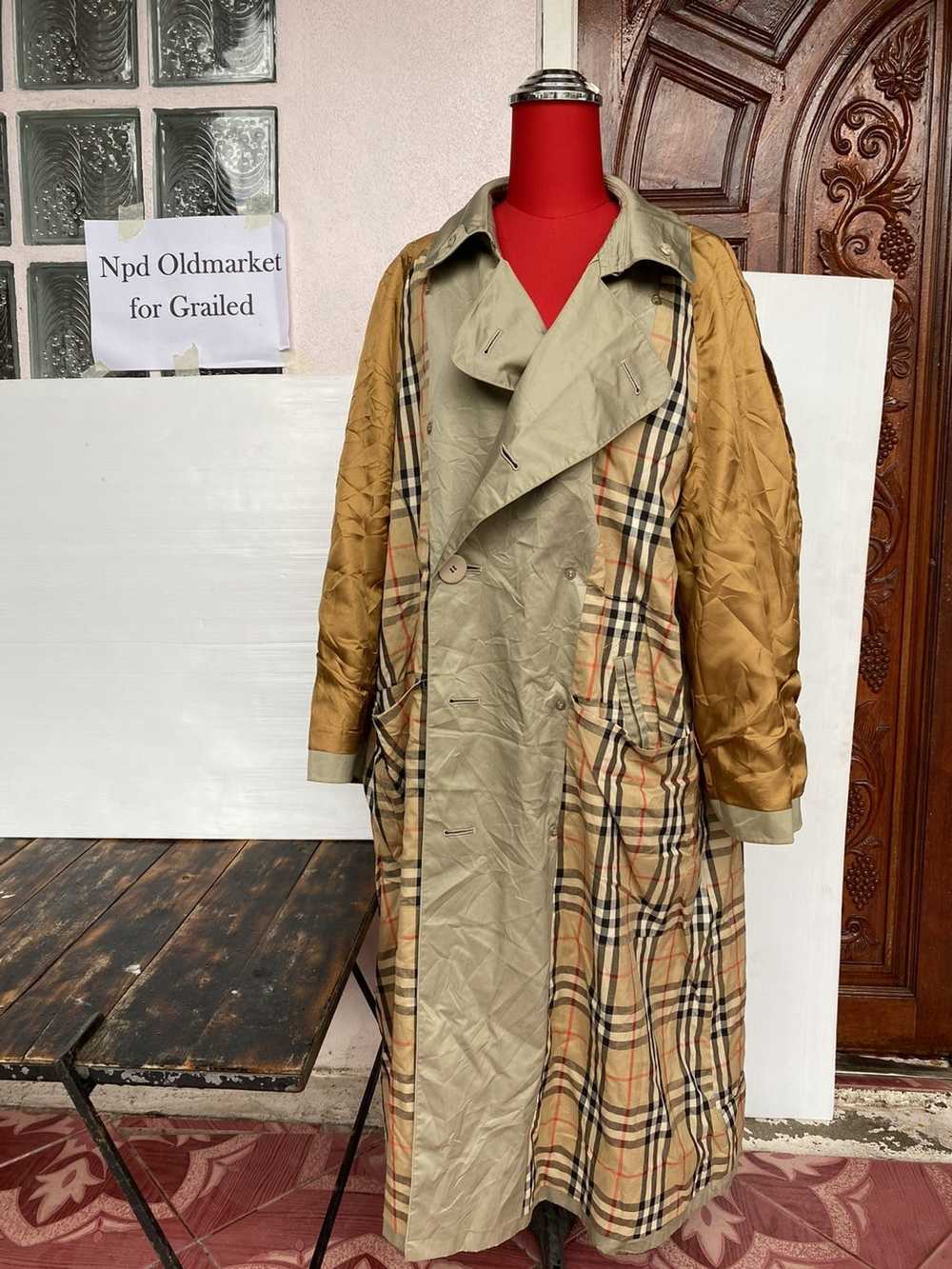 Burberry RARE VINTAGE BURBERRY TRENCH COAT - image 12