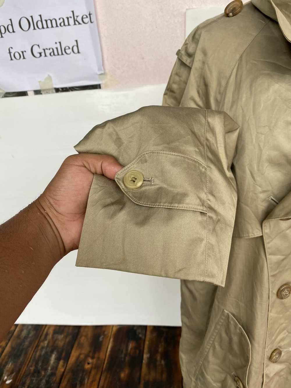 Burberry RARE VINTAGE BURBERRY TRENCH COAT - image 8