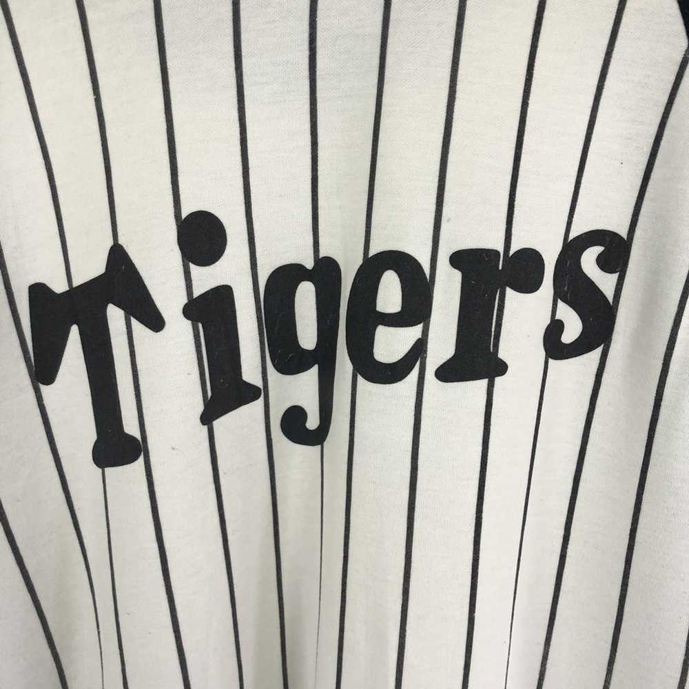 MLB × Vintage TIGER HANSHIN LONG SLEEVE STRIPES - image 5