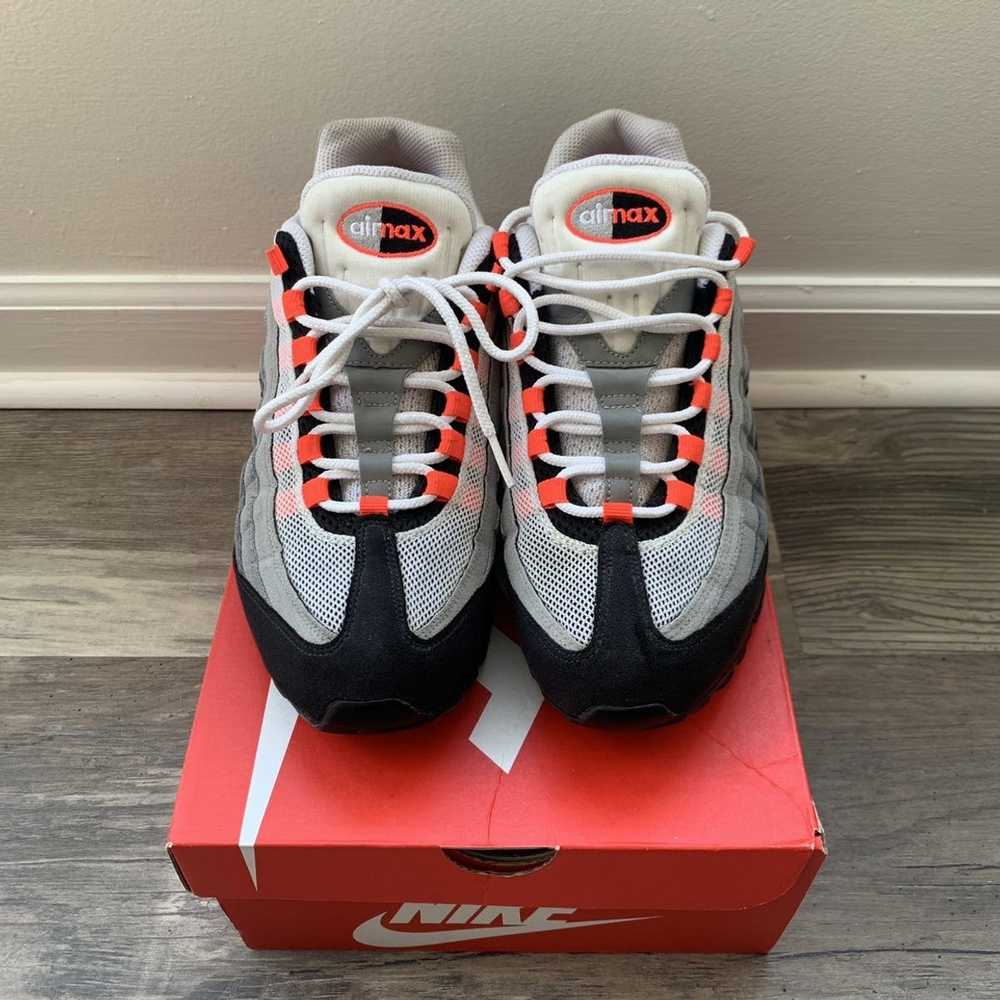 Nike A/W 2011 Nike Air Max 95 "Solar Red" Size 9 - image 2