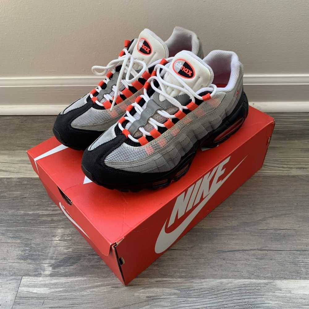 Nike A/W 2011 Nike Air Max 95 "Solar Red" Size 9 - image 5