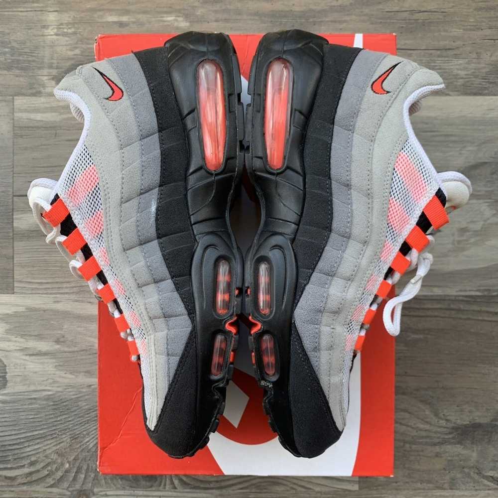 Nike A/W 2011 Nike Air Max 95 "Solar Red" Size 9 - image 7