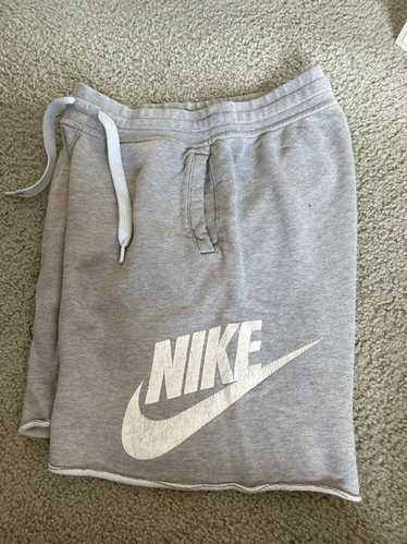 Nike × Vintage Nike Sportswear Alumni Shorts