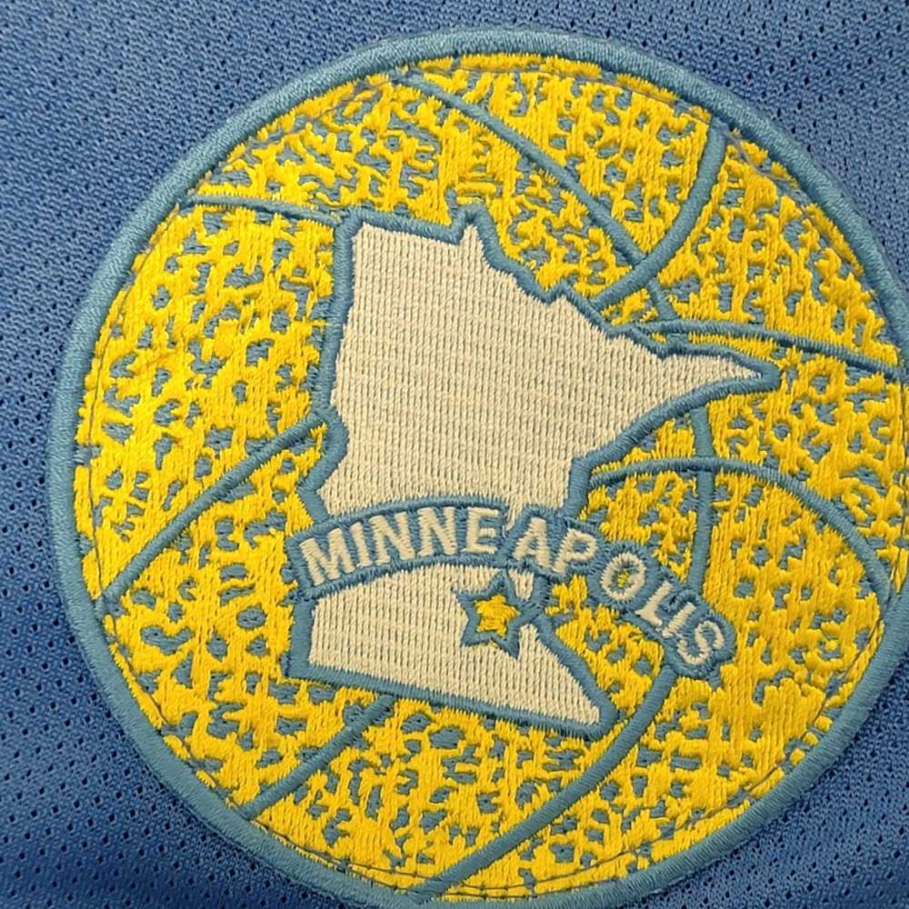 Champion × Sportswear × Vintage Minneapolis Laker… - image 3