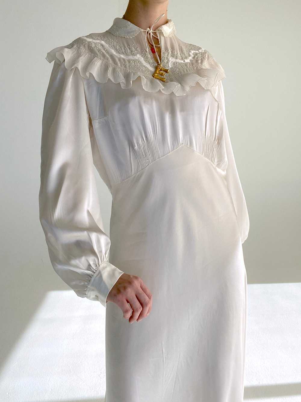 1930's White Silk Satin Long Sleeve Dress - image 2
