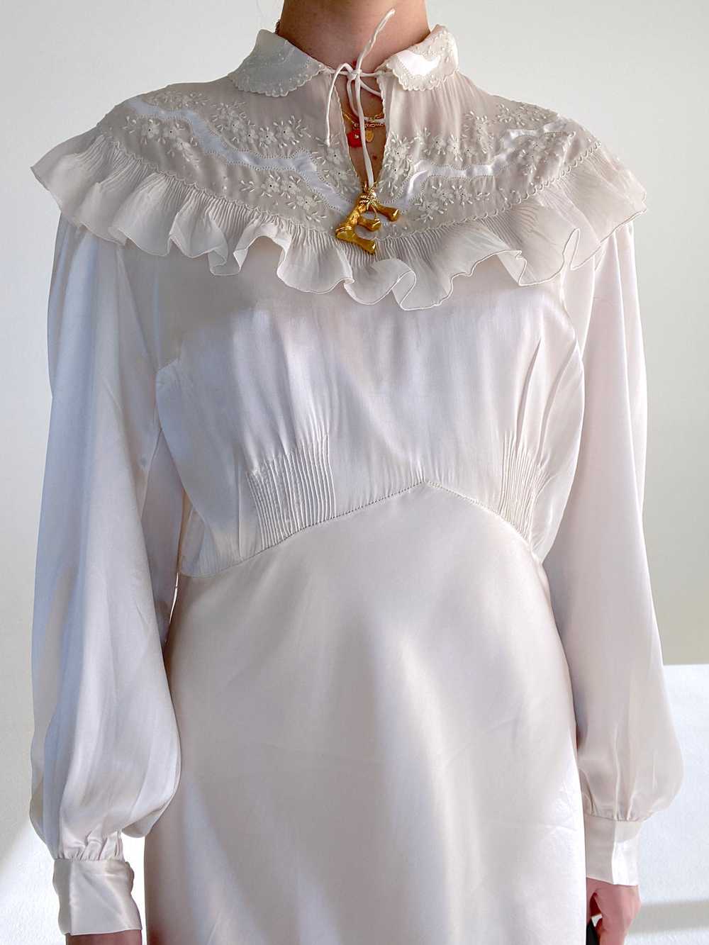 1930's White Silk Satin Long Sleeve Dress - image 3