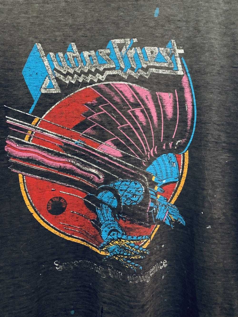 Band Tees × Vintage Vintage Judas Priest Band Tee… - image 2