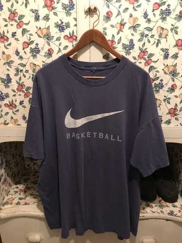 Nike × Vintage Vintage 90s Nike T-shirt - image 1