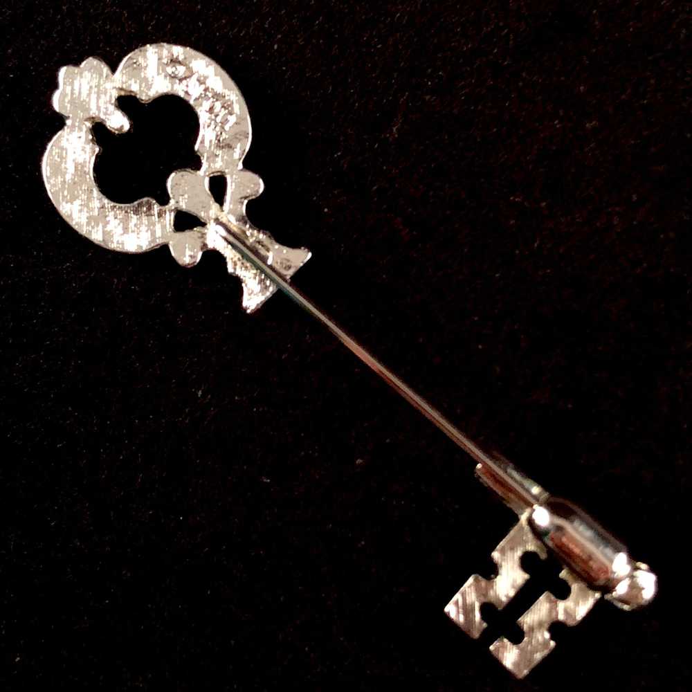 1978 Avon Fashion Keynote Stick Pin - image 2