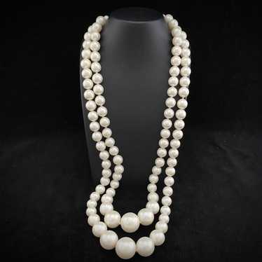 1960s Japan Hand-Knotted Faux Pearl Necklace - image 1