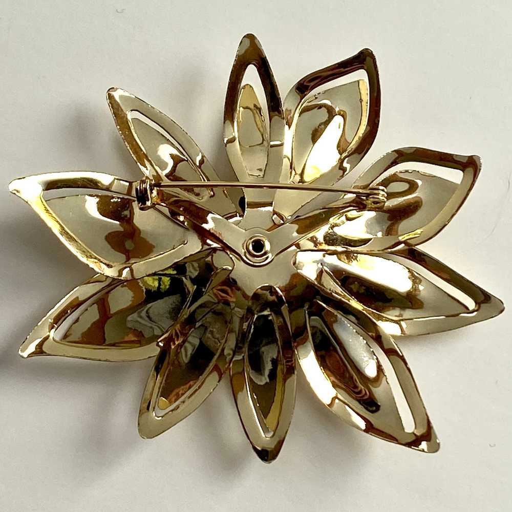Late 60s/ Early 70s Poinsettia Brooch - image 3