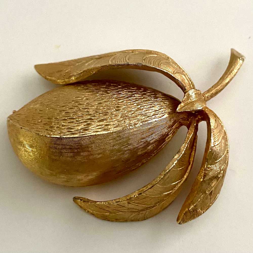 1960s Pastelli Gold-Tone Brooch - image 1