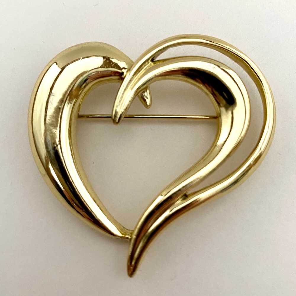 1980s AJC (American Jewelry Company) Heart Brooch - image 1