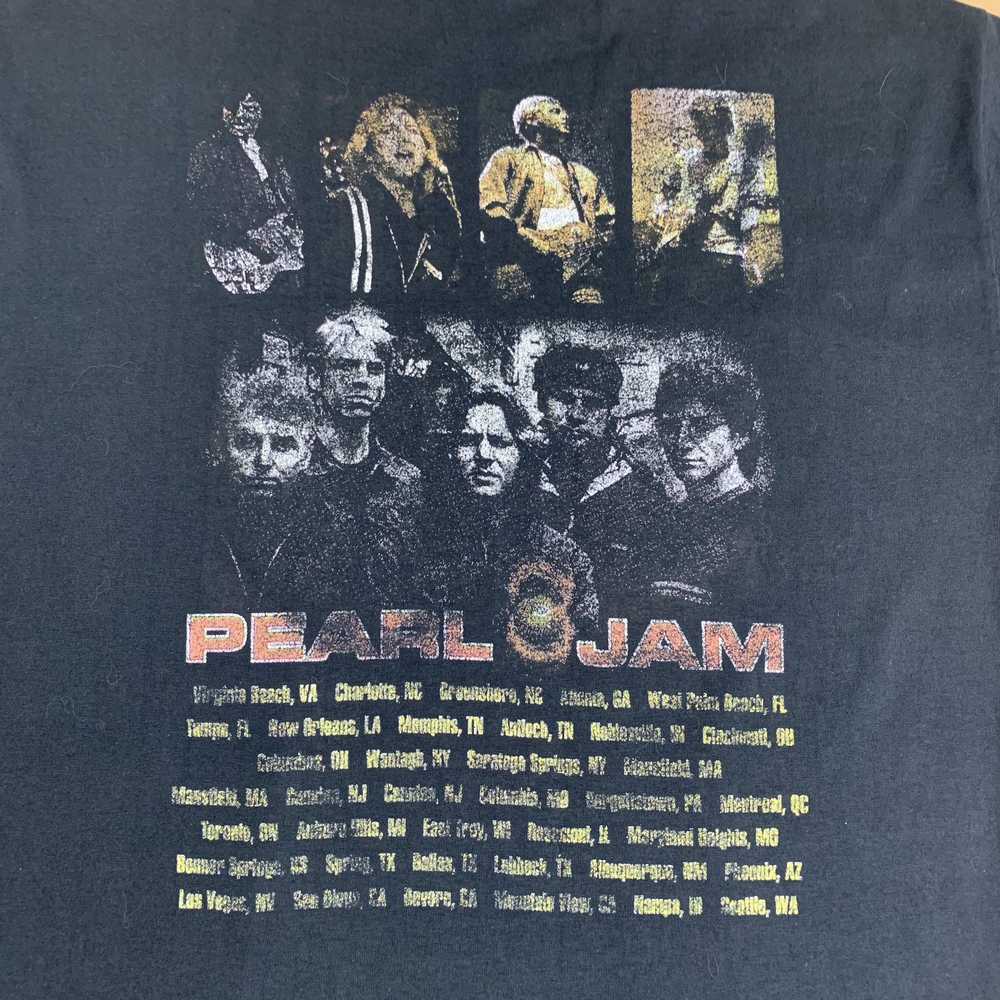 Pearl Jam parking lot bootleg tee - image 4