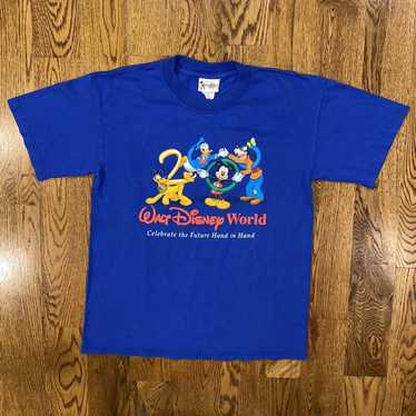 Disney × Vintage Vintage 2000 Walt Disney World T… - image 1