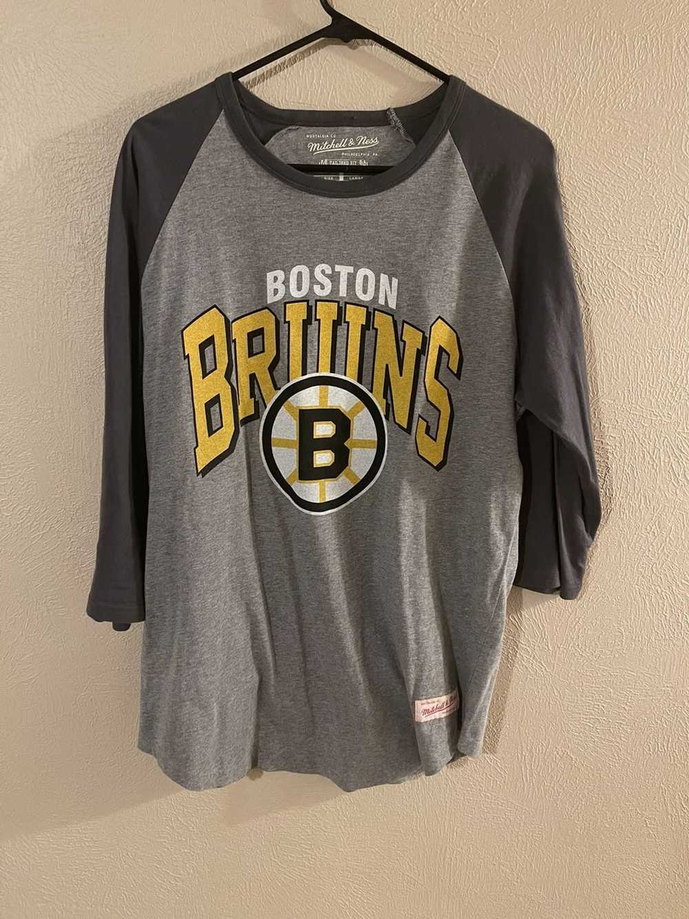 Mitchell & Ness × Vintage Boston Bruins Baseball … - image 1