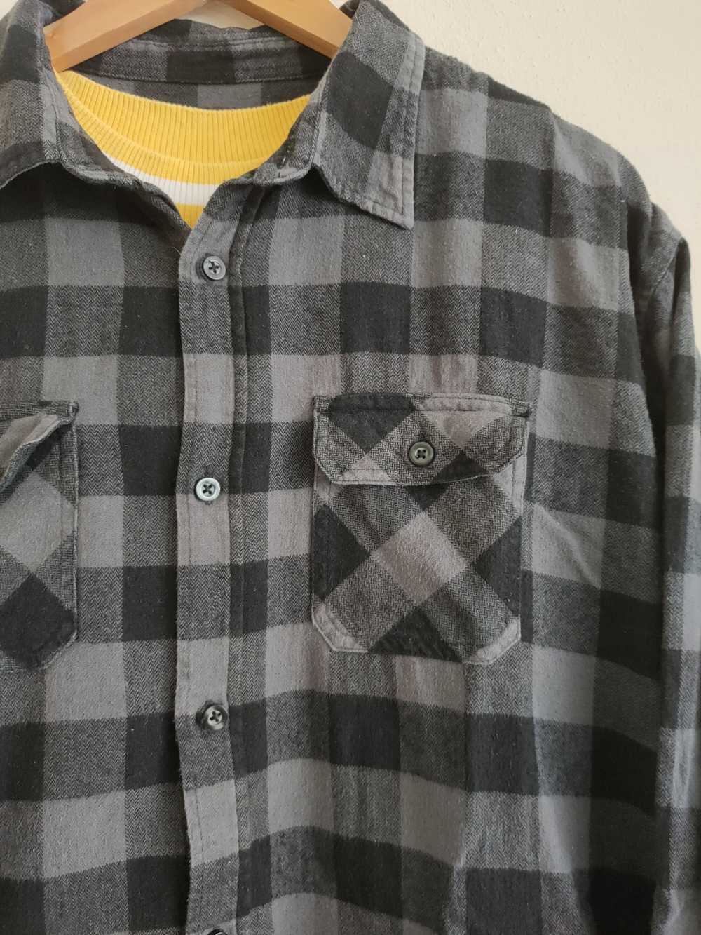 Flannel × Streetwear Vintage Flannel Shirt Travis… - image 4