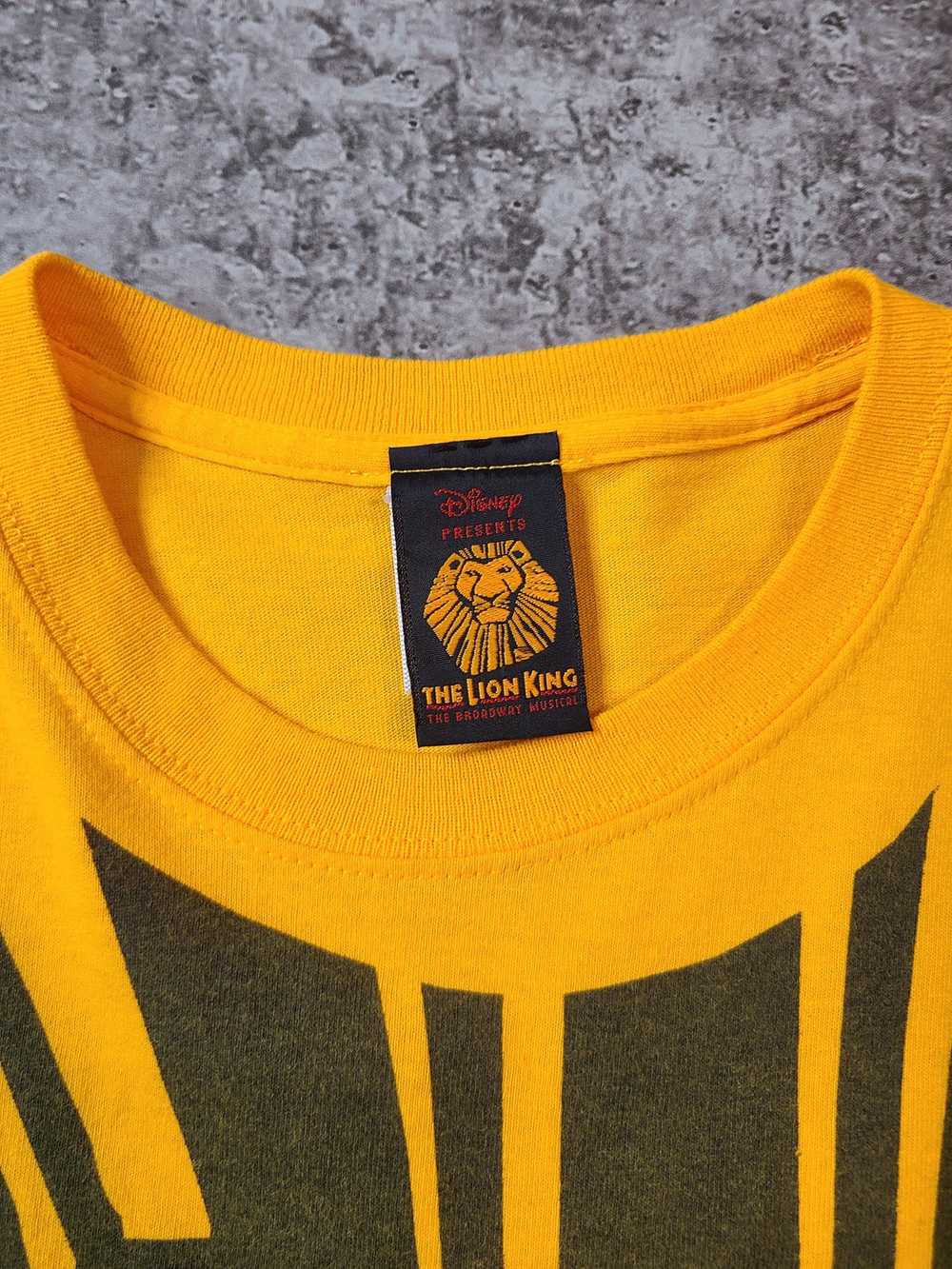 Disney × Vintage Disney The lions King T shirt si… - image 3