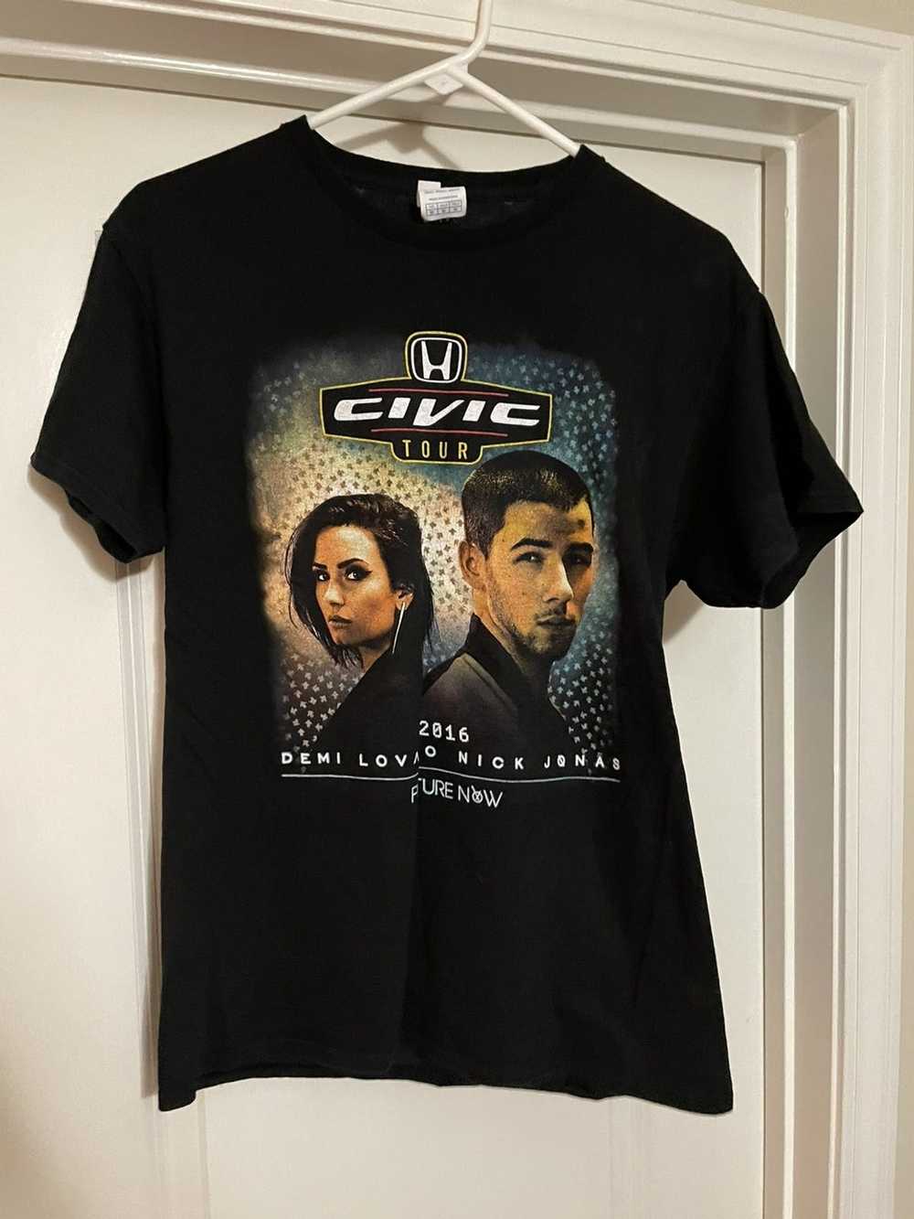 Vintage Y2K Demi Lovato x Nick Jonas Tour T-Shirt - image 1