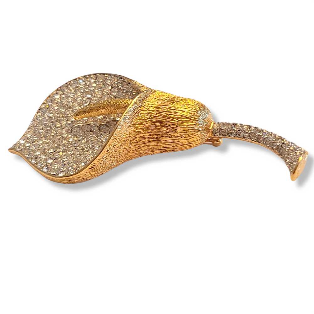 Nolan Miller Anthurium Brooch - Goldtone and Pavé… - image 3