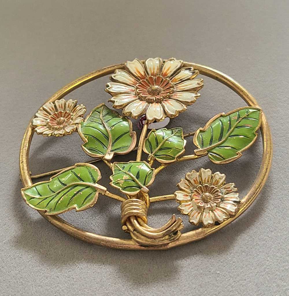 Vintage Enameled Daisies Large Circle Pin - image 3