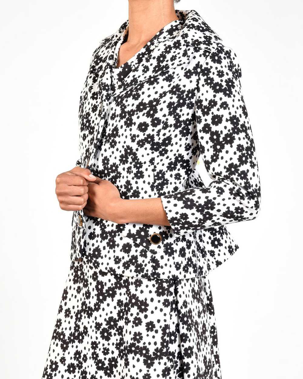 Pauline 60s Daisy Print Dress + Jacket - image 6