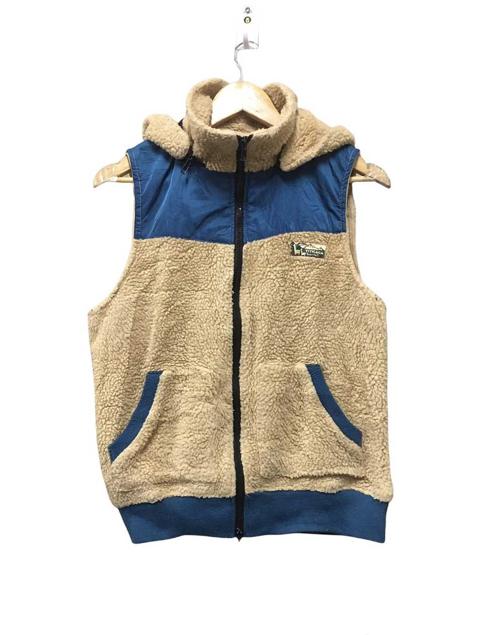 Designer × Outdoor Life Taticaca Vest Remover Hoo… - image 1