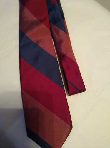 Oleg Cassini Vintage 100% Silk Striped Necktie